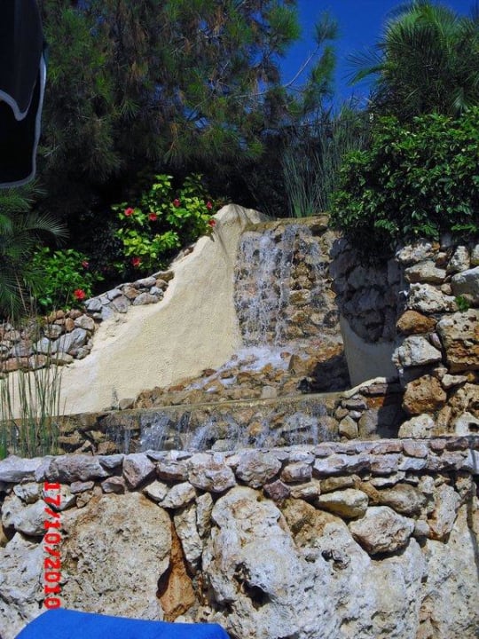 Wasserfall am Actionpool Atlantica Mikri Poli Rhodes