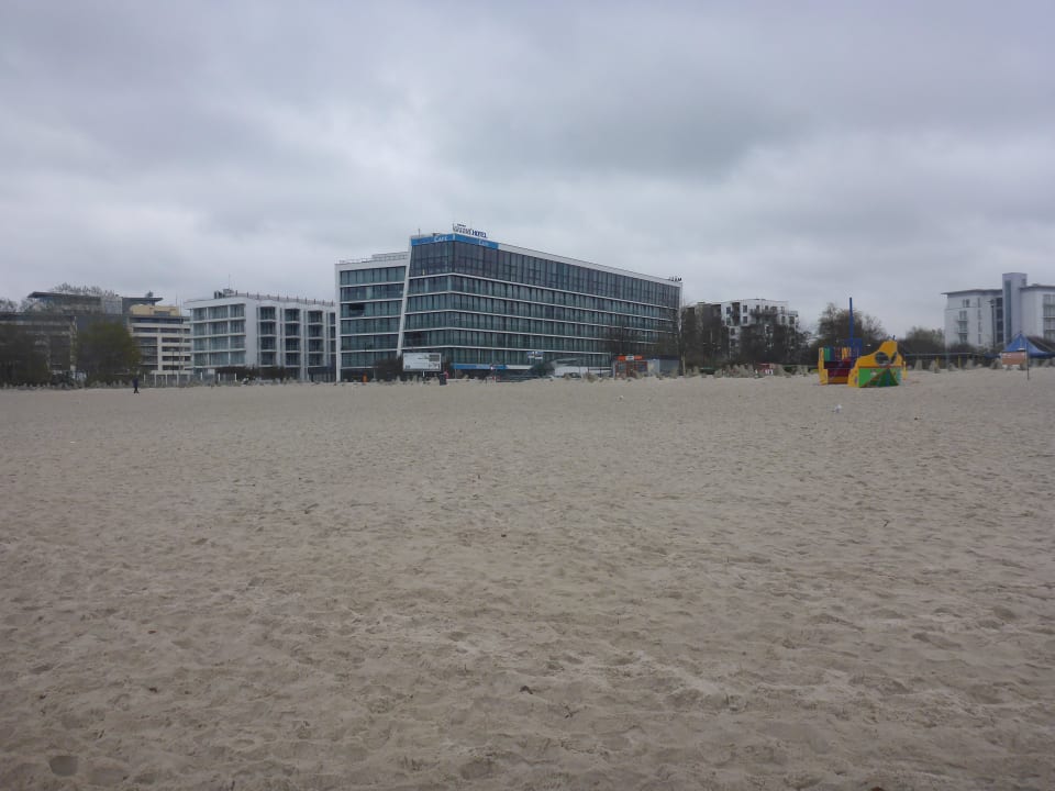 Z zewnątrz Marine Hotel by Zdrojowa