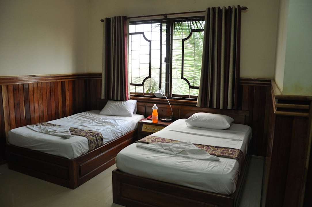 Czysto i wygodnie Hotel Kampong Thom Village