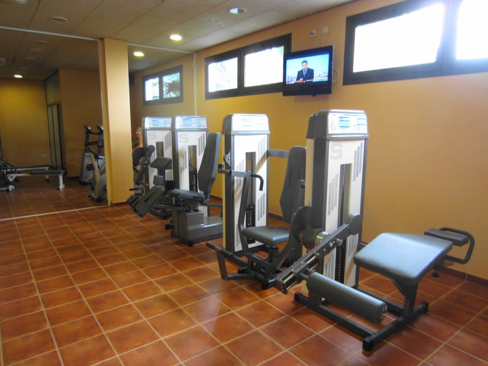 Fitnessraum  (kostenlos für Hotelgäste) im Spa Hotel Costa Calero