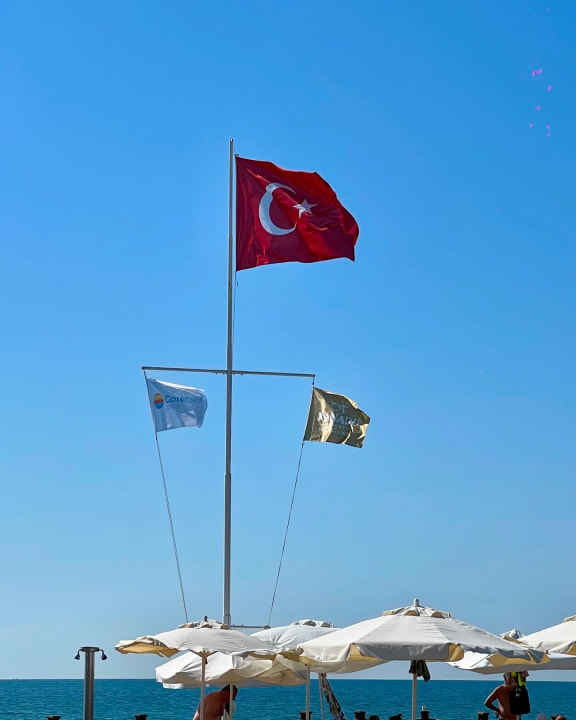 Strand Xanadu Resort Hotel