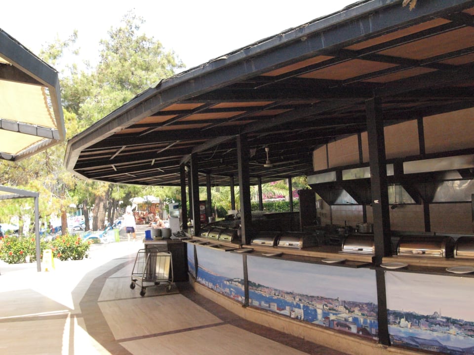 Keurig schoon buffet Turquoise Hotel