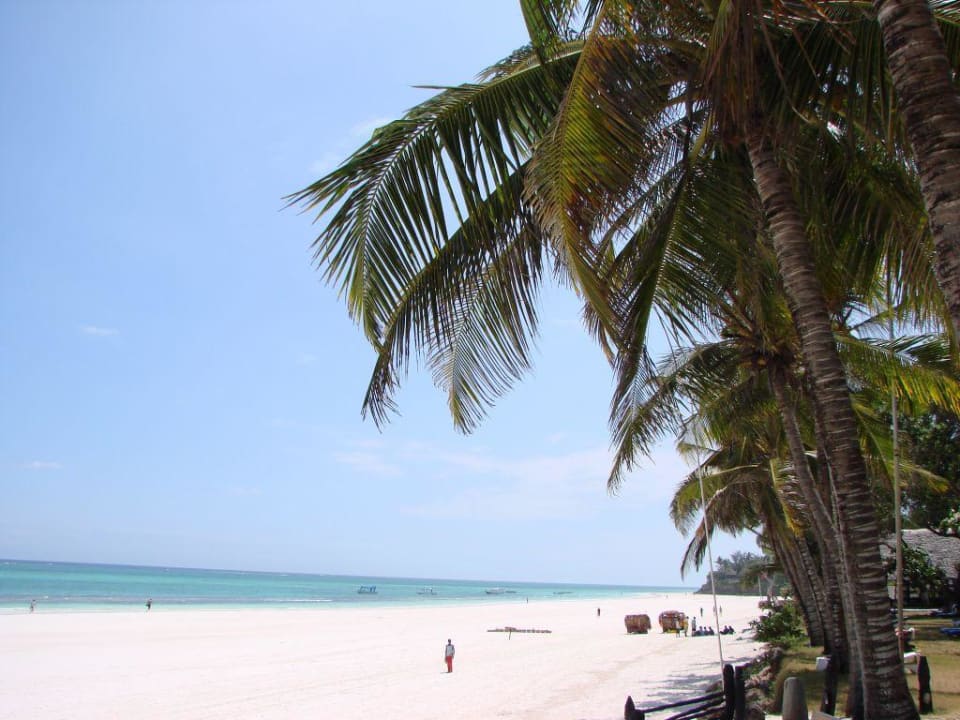 Strand vor dem Safari Beach Hotel Hotel Safari Beach