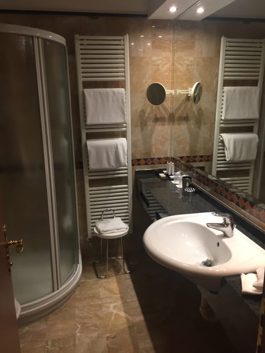 Zimmer Hotel Panoramic Plaza