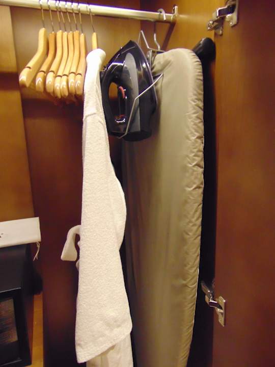 Zimmer Crowne Plaza Nairobi Airport