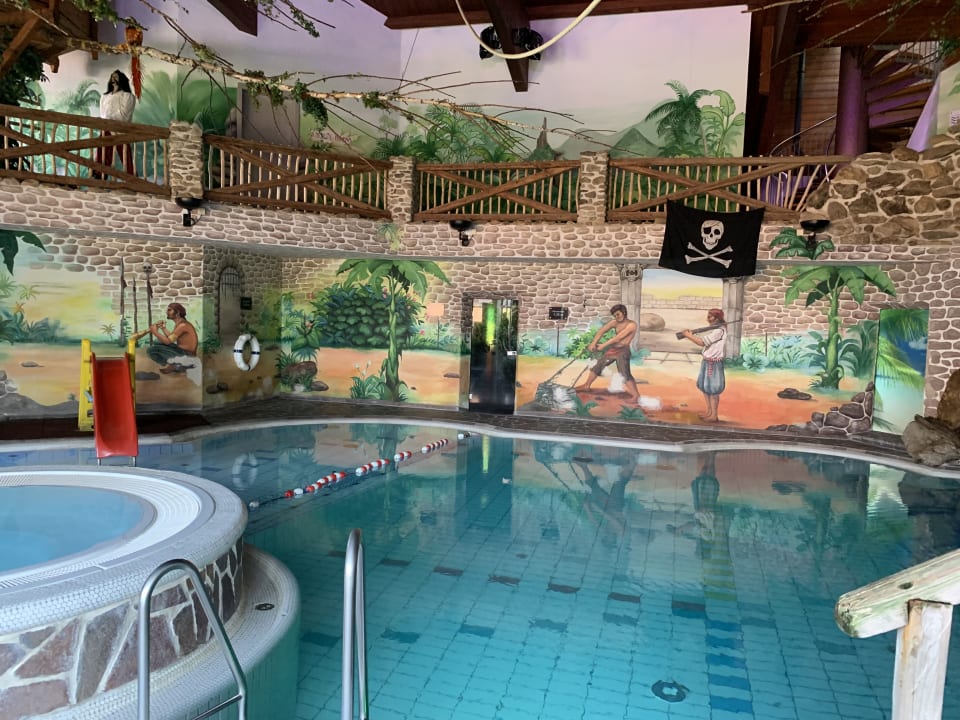 Pool ULRICHSHOF Nature · Family · Design