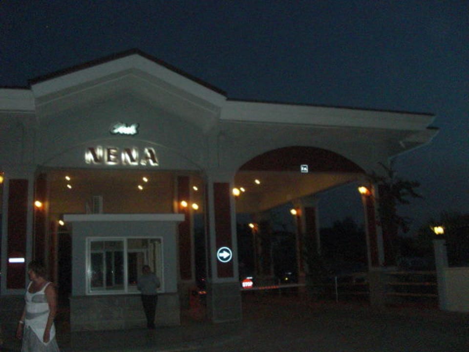 Einfahrt zum Hotel Hotel Club Nena