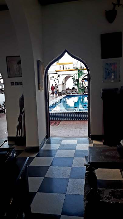 Lobby Tembo House Hotel And Apartments