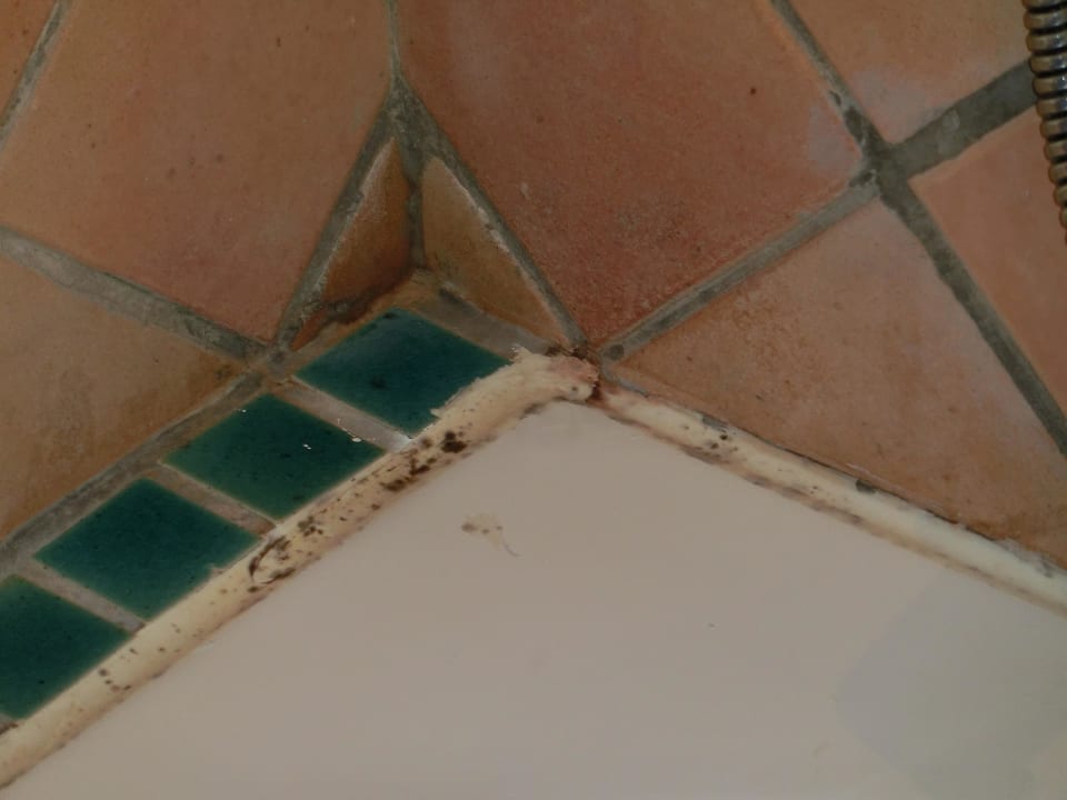 Bad Hive Khaolak Beach Resort