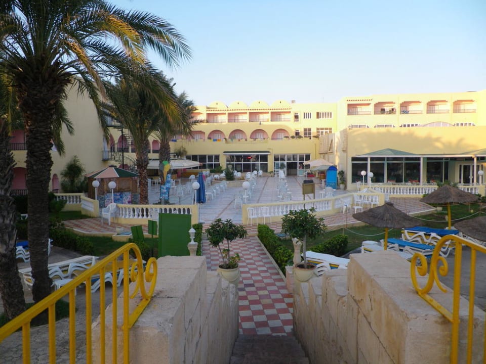 Innenhof Houda Golf & Beach Club