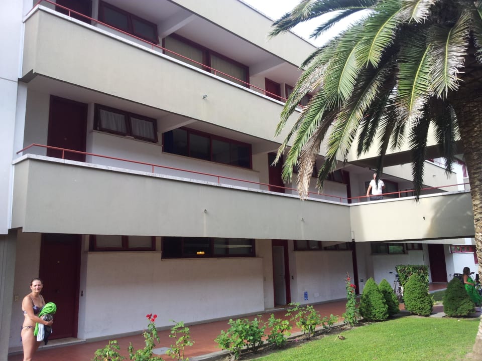 Innenhof Apartments in Marina Di Bibbona