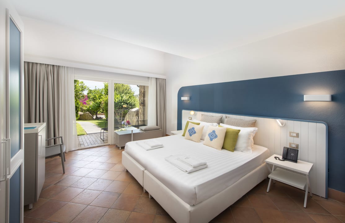 Zimmer Chia Laguna - Hotel Village, Sardinia