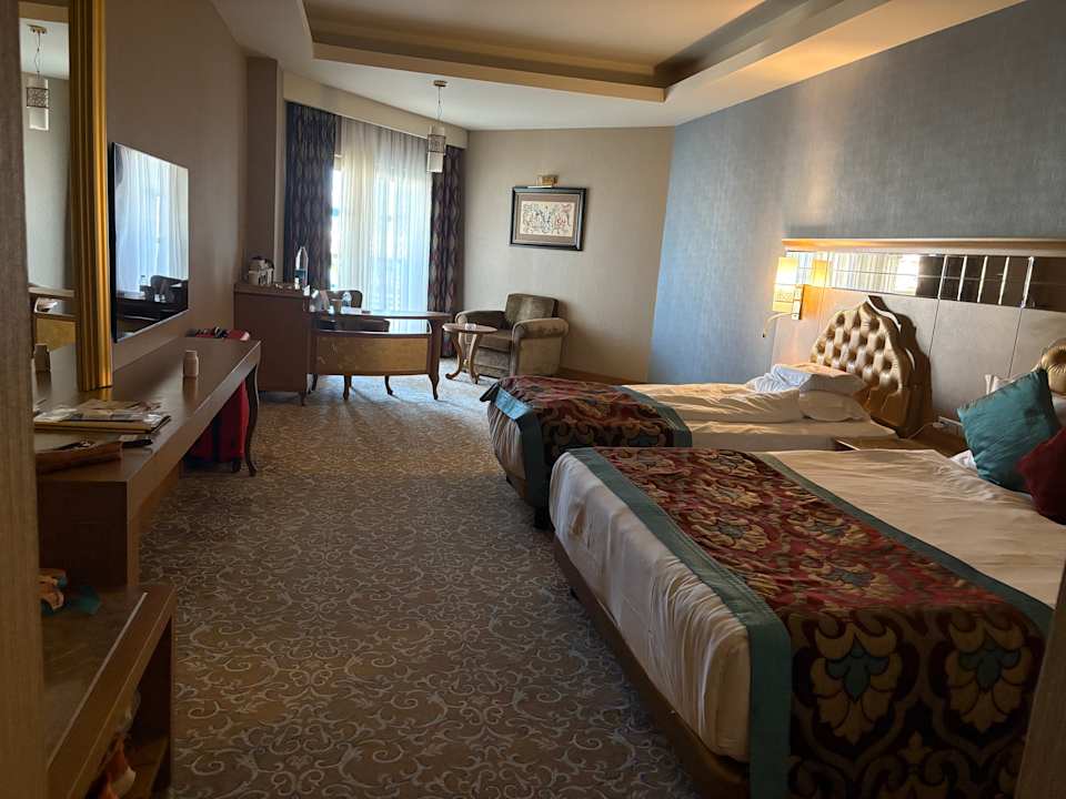 Zimmer Royal Holiday Palace