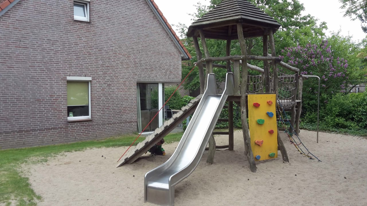 Haus mit Spielplatz Center Parcs Park Nordseeküste