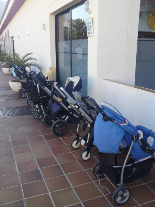 Parkplatz  blau punta reina