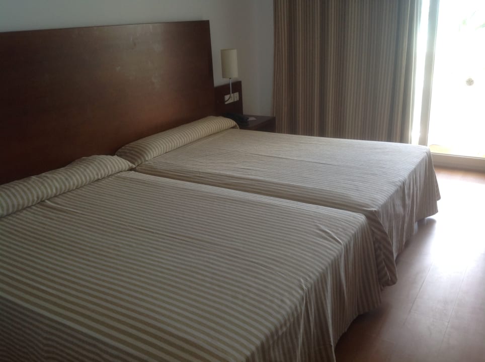 Zimmer Garbi Costa Luz