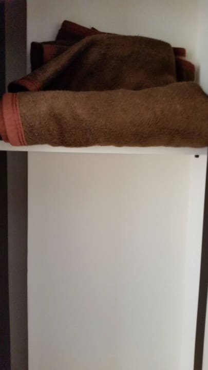 Schrank Hotel Orfeus Park