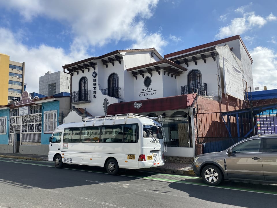 Außenansicht Hotel Colonial