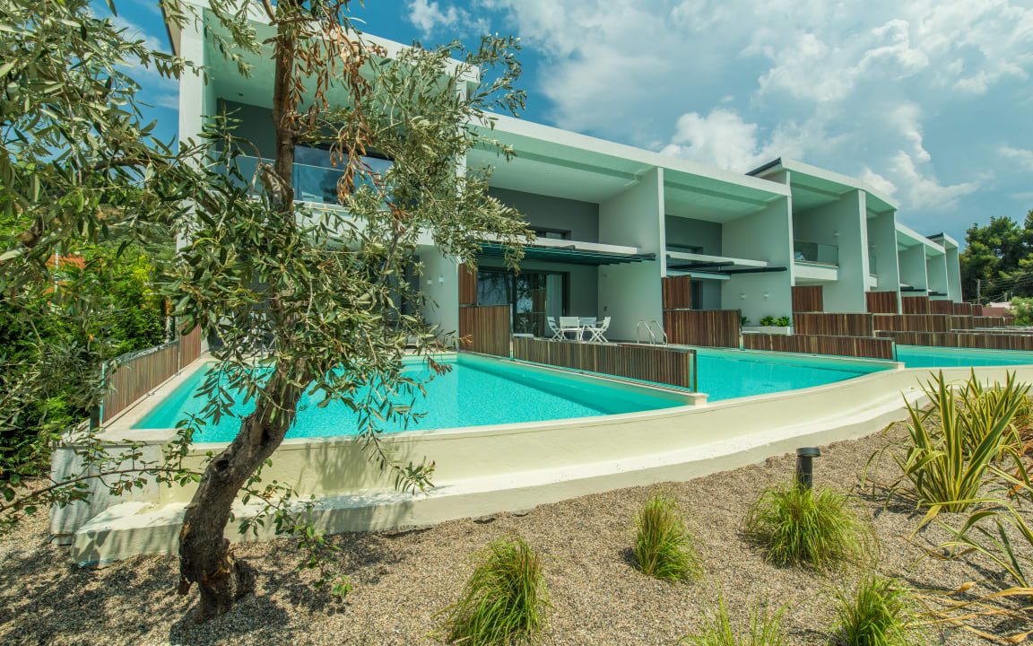 Außenansicht Hotel Lagomandra Beach