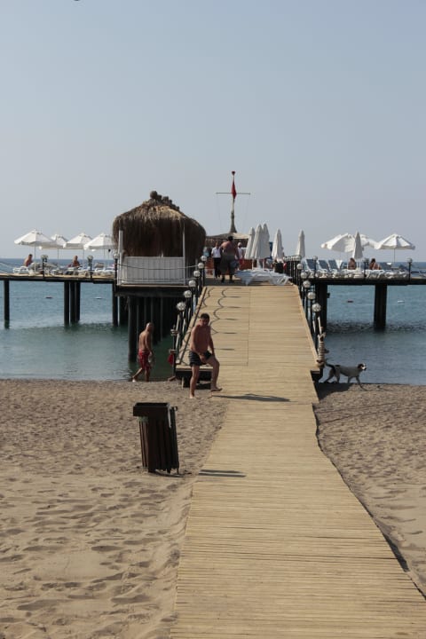 The Pier (Steg) Saturn Palace Resort Hotel