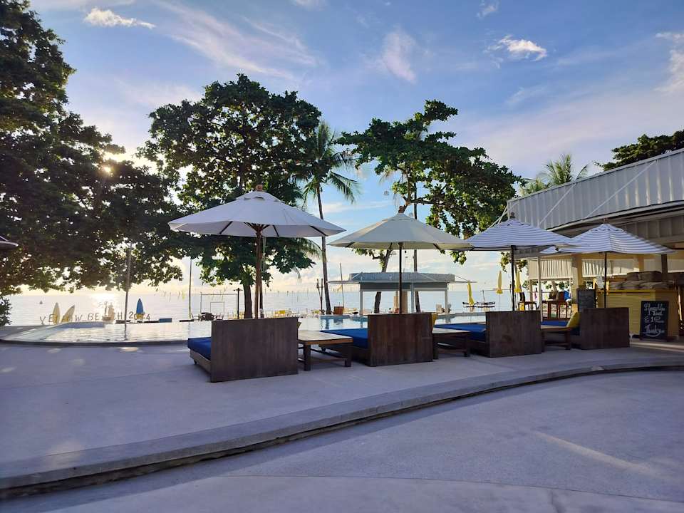 Pool The Fair House Beach Resort