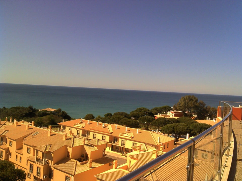 Ausblick von der Dachterrasse des Hotels Aqua Pedra Dos Bicos Design Beach Hotel - Adults only