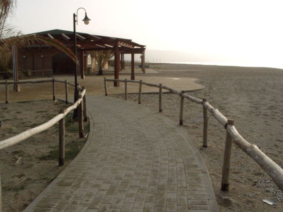 Weg zum Strand Falkensteiner Club Funimation Garden Calabria