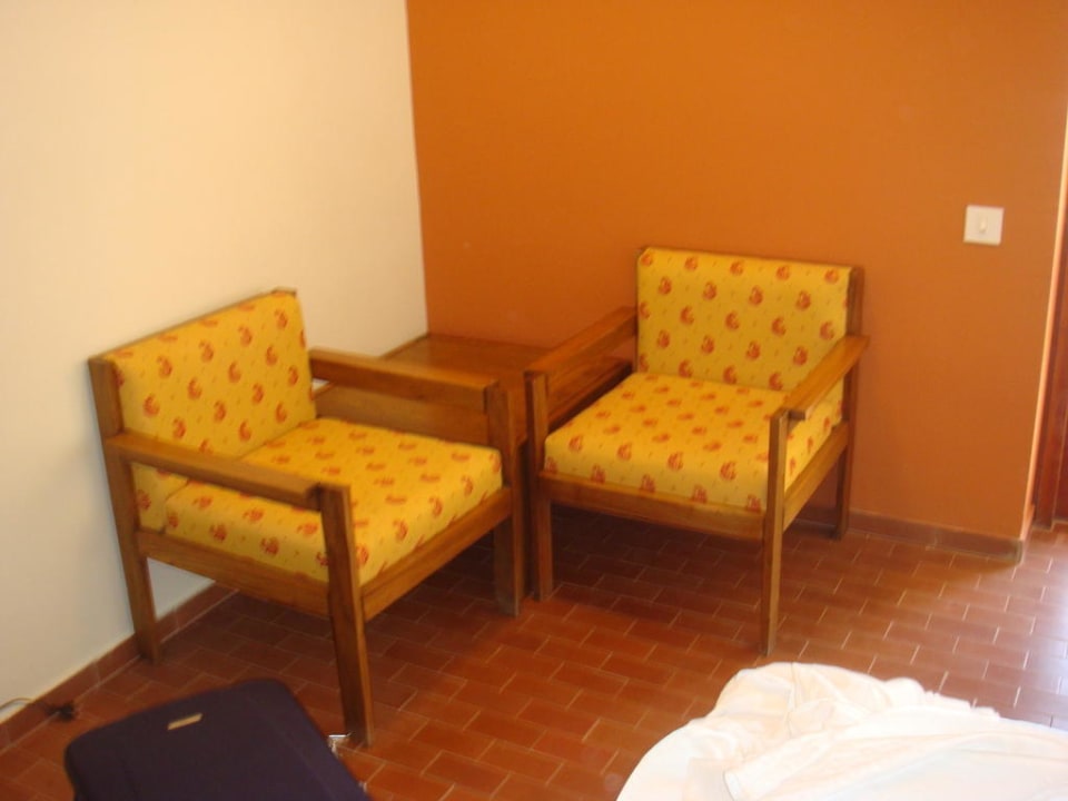 Sitzecke Standardzimmer Kernos Beach Hotel & Bungalows