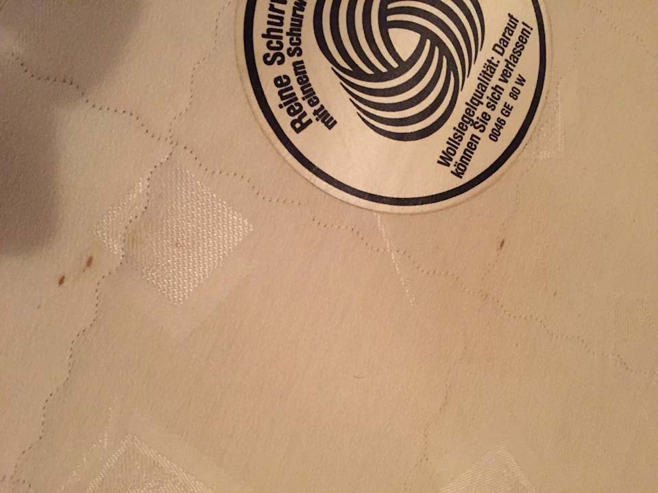 Gammlige Matratze Hotel Goldener Hirsch