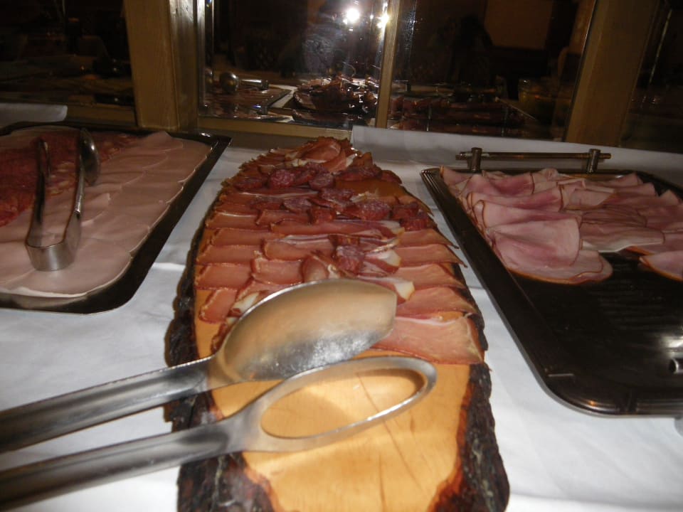 Frühstücksbüffet Lisi Family Hotel Reith bei Kitzbühel