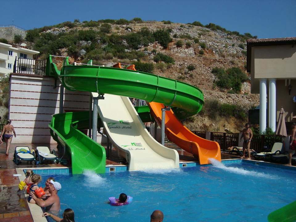 Zjeżdżalnie NoxInn Club