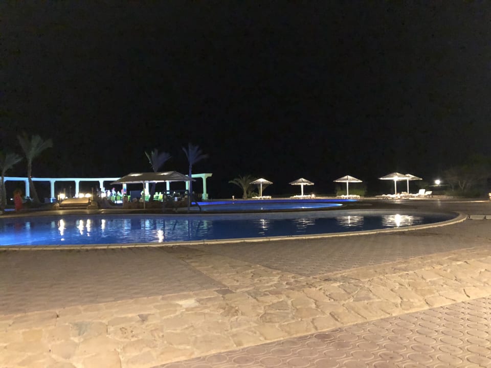 Pool Three Corners Equinox Beach Resort