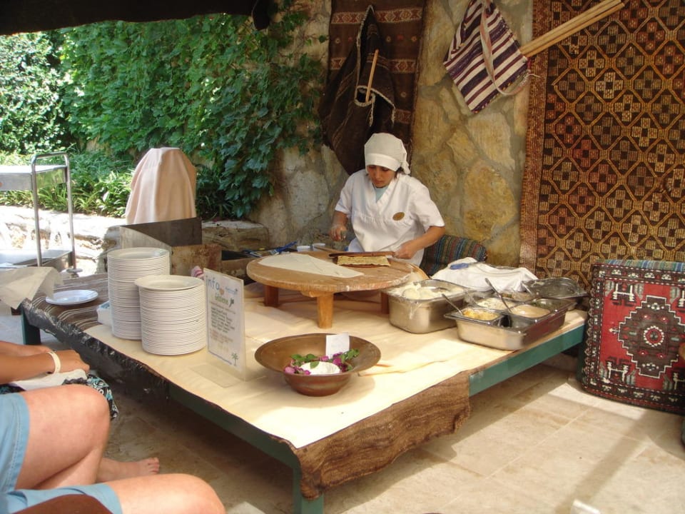 Jeden Tag gab's heiße "Gözleme" sehr lecker Hotel Club Paradiso
