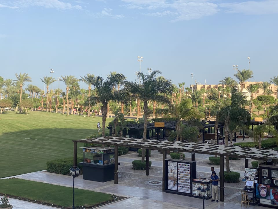 Gartenanlage Steigenberger ALDAU Beach Hotel