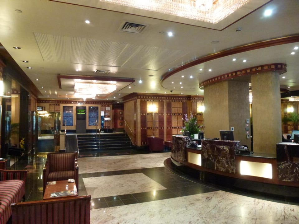 Rezeption Leonardo Royal London City