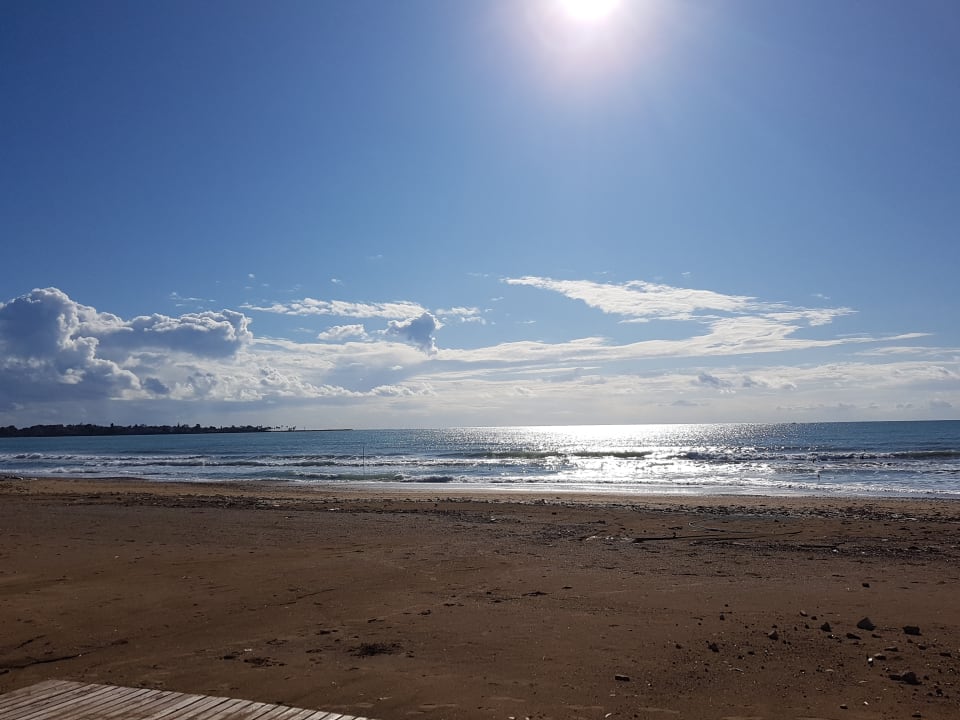 Strand J'adore Deluxe Hotel & Spa