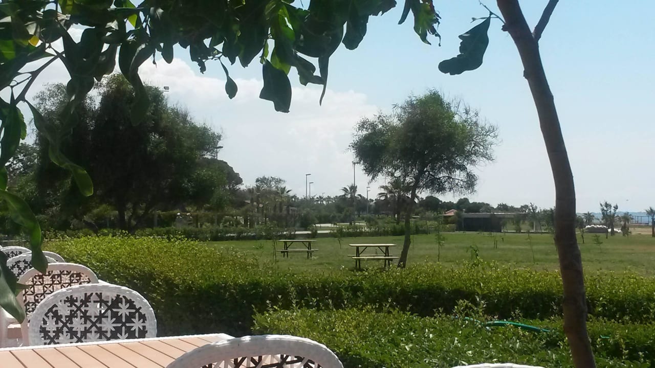 Strandbar Glamour Resort & Spa