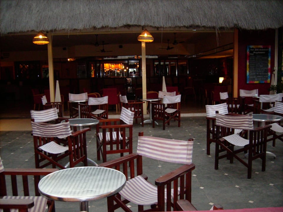 Bar Kombo Beach Hotel Kotu Holidaycheck Greater Banjul Area Gambia