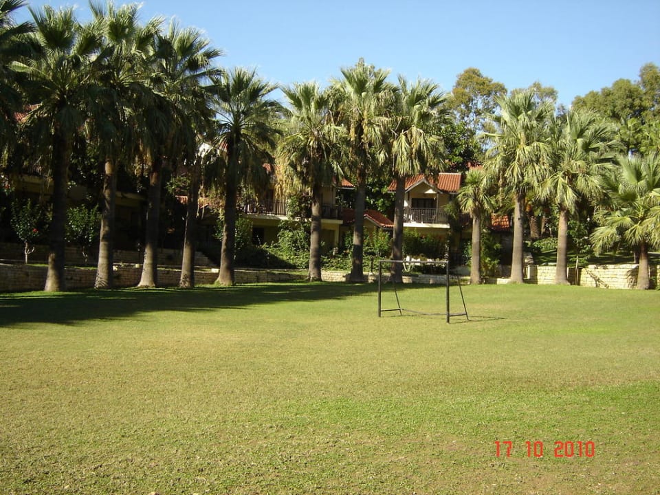 Gartenanlage Melas Holiday Village