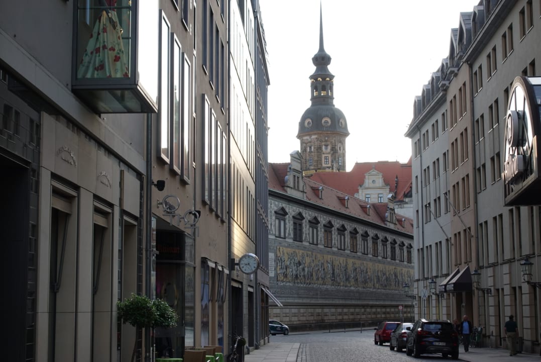 Außenansicht Hilton Dresden