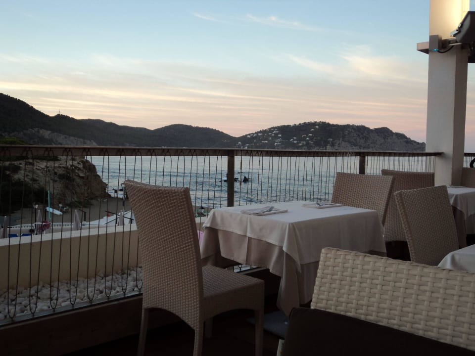 Ausblick vom Restaurant La Martina Invisa Figueral Resort Cala Blanca
