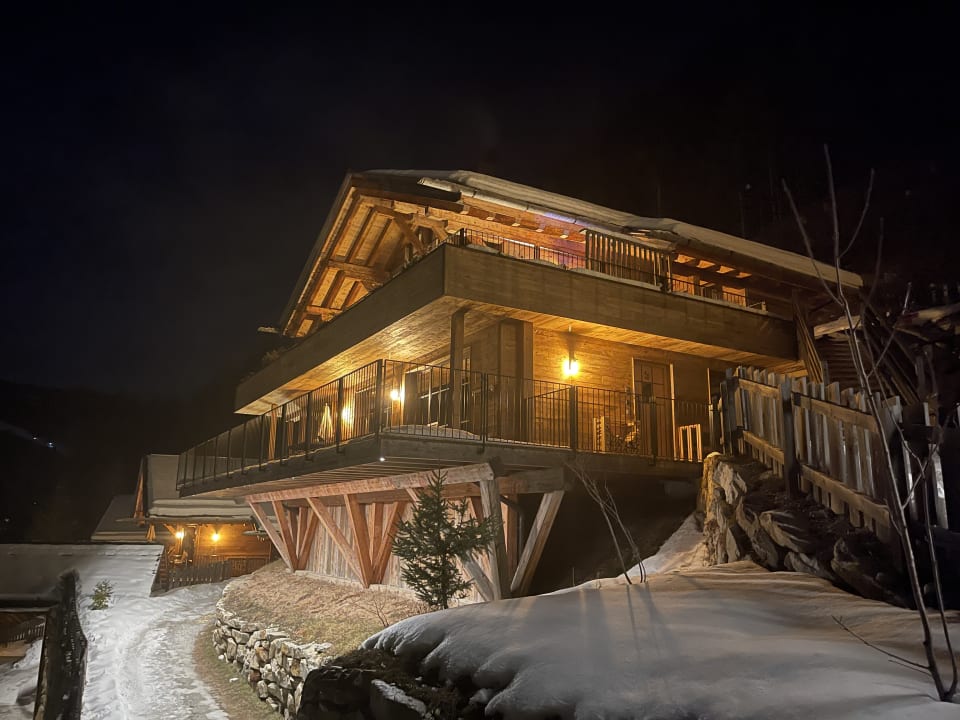 Außenansicht Alphotel Tyrol