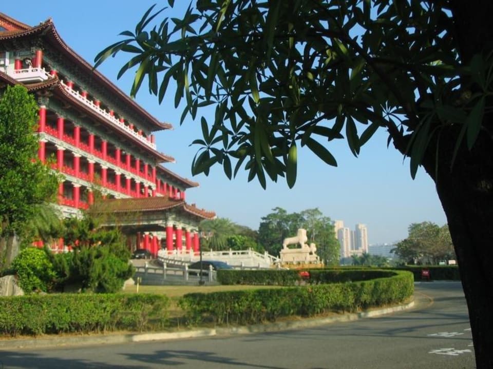 Parkanlage um das Hotel The Grand Hotel Kaohsiung