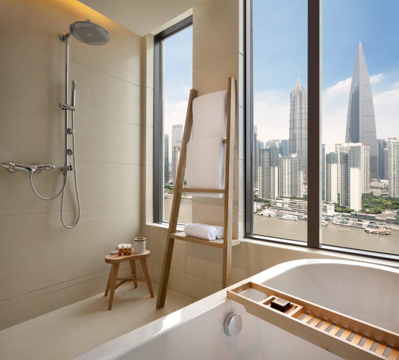 Bathroom with great view Hotel Indigo Shanghai on the Bund