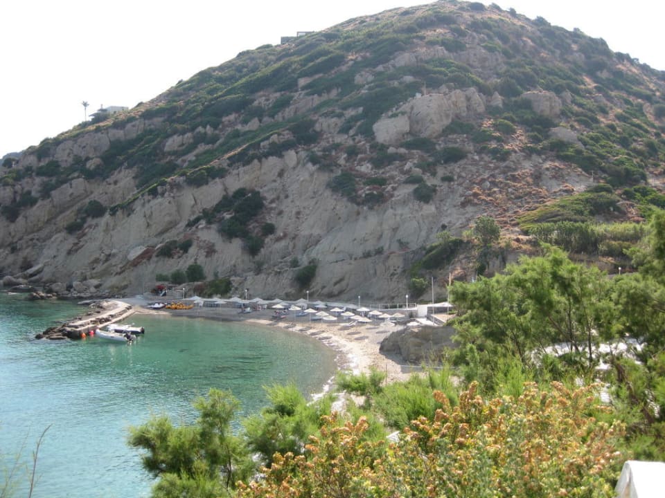 Blick vom Hotel zum Strand Hotel Istron Bay