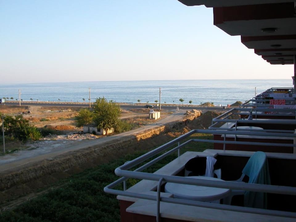 ARES Blick zum Wasser Hotel Ares