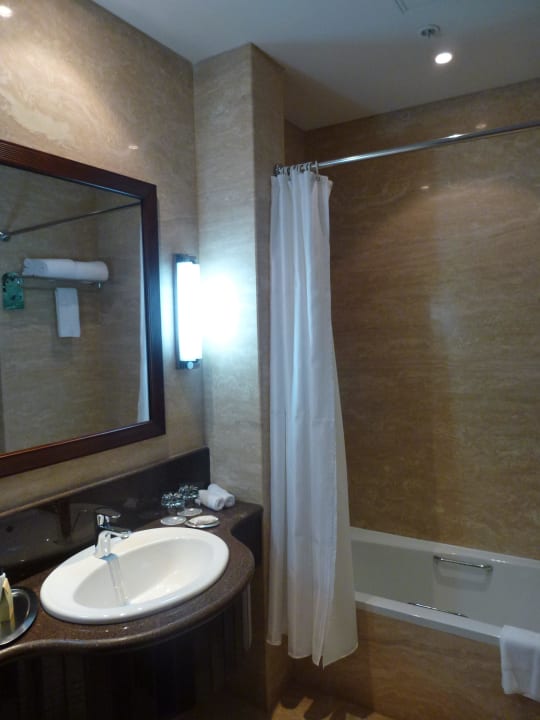 Bad Wyndham Garden Salalah Mirbat