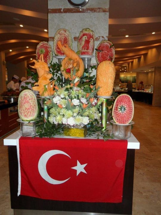 Melonen- und Kürbisschnitzereien Asteria Collection Side