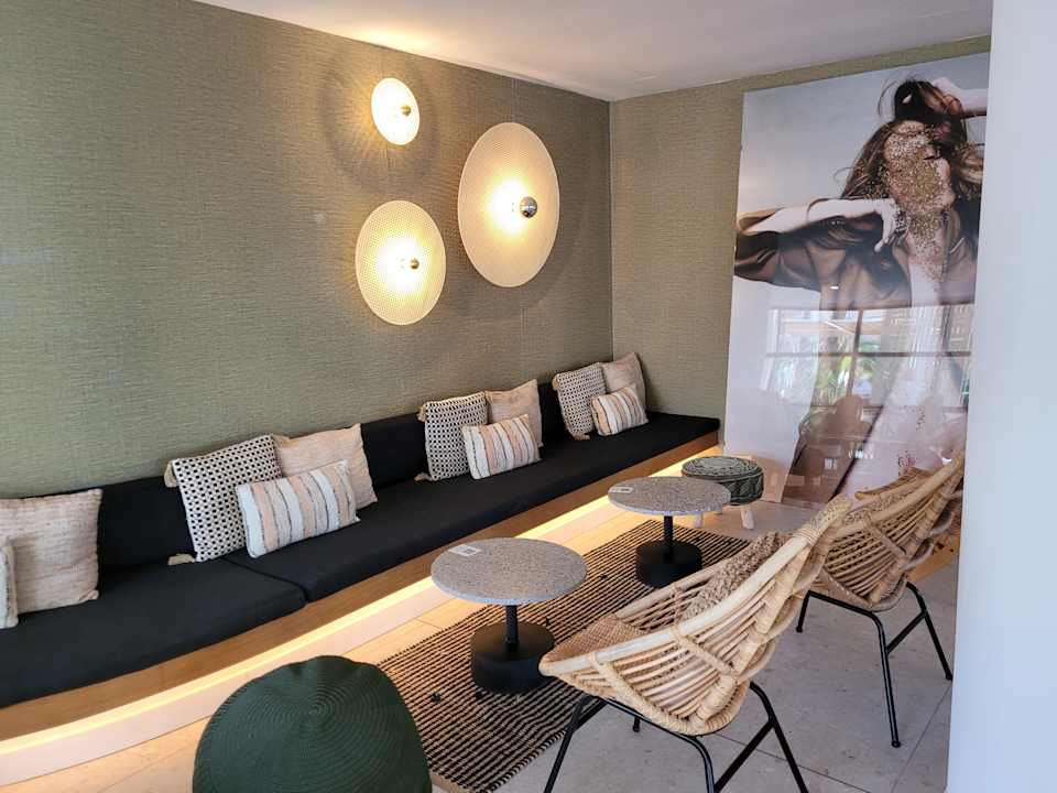 Lobby Hotel HM Ayron Park