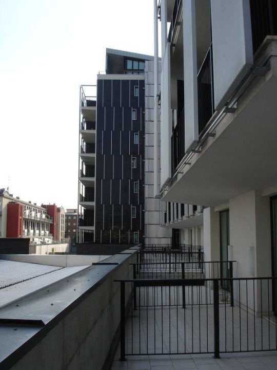 Ausblick vom Balkon in den Innenhof/Rückseite Hotel Ramada Plaza Milano